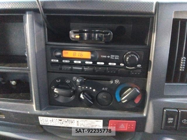 Isuzu ELF TRUCK 2011-09 802098-4