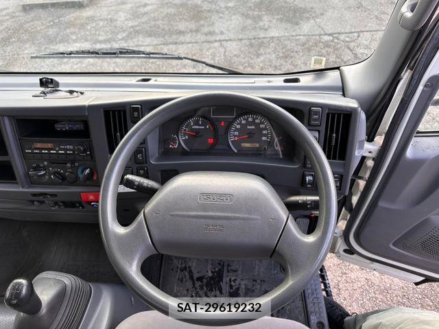 Isuzu ELF TRUCK 2012-07 849552-7