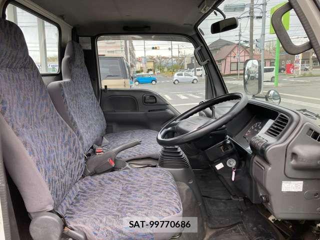 Isuzu ELF TRUCK 2004-03 943583-19