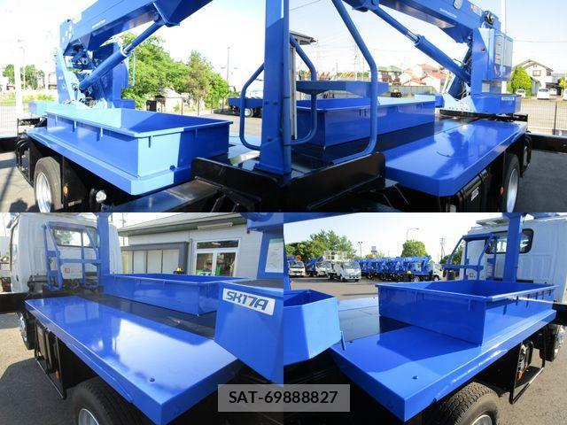 Isuzu ELF TRUCK 2014-01 1071597-13