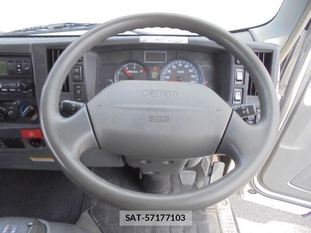Isuzu ELF TRUCK 2009-05 1122161-1