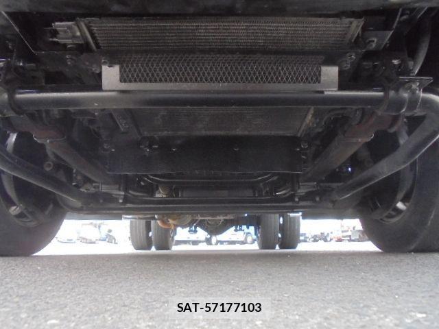 Isuzu ELF TRUCK 2009-05 1122161-21