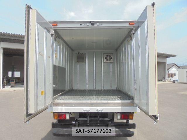 Isuzu ELF TRUCK 2009-05 1122161-26