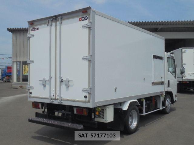 Isuzu ELF TRUCK 2009-05 1122161-29