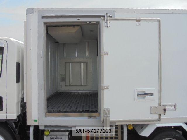 Isuzu ELF TRUCK 2009-05 1122161-4