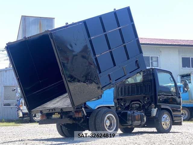 Isuzu ELF TRUCK 2003-12 1122157-1