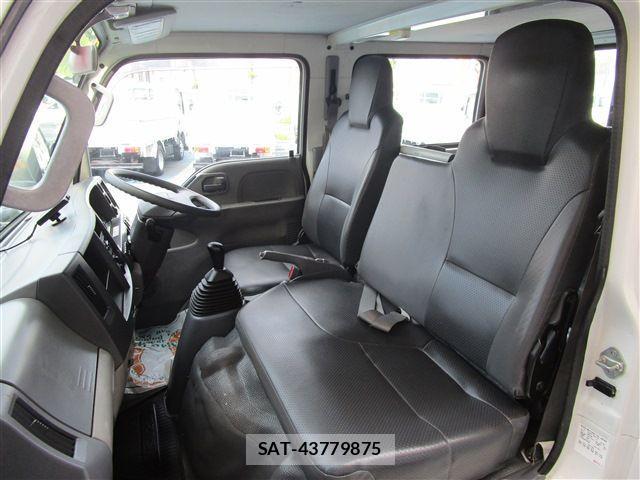 Isuzu ELF TRUCK 2018-05 1204062-14