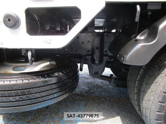 Isuzu ELF TRUCK 2018-05 1204062-29