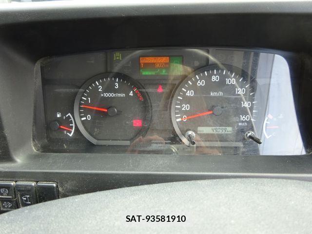 Isuzu ELF TRUCK 2023-02 1214358-18
