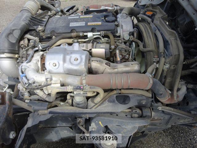 Isuzu ELF TRUCK 2023-02 1214358-26