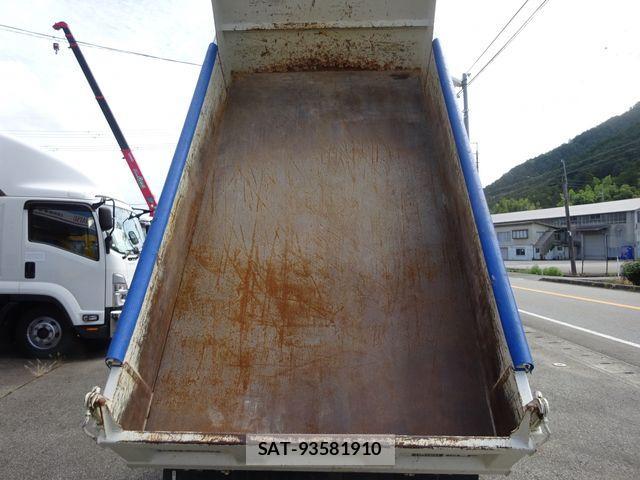 Isuzu ELF TRUCK 2023-02 1214358-7