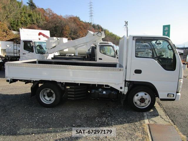 Isuzu ELF TRUCK 2015-10 1220643-3