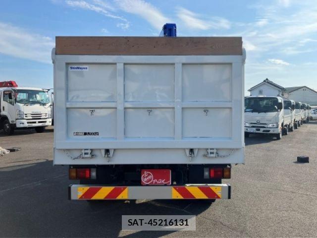 Isuzu ELF TRUCK 2024-05 1220753-9