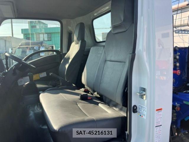 Isuzu ELF TRUCK 2024-05 1220753-28