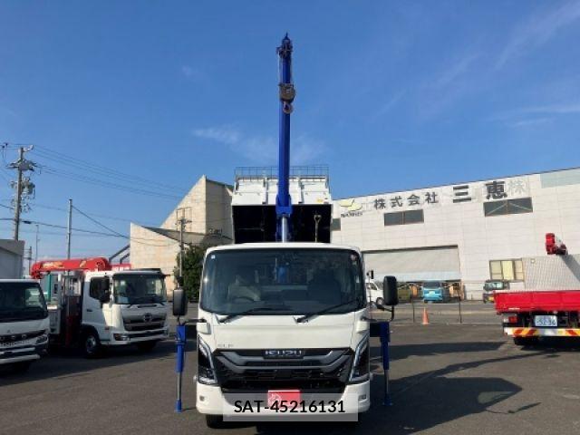 Isuzu ELF TRUCK 2024-05 1220753-2