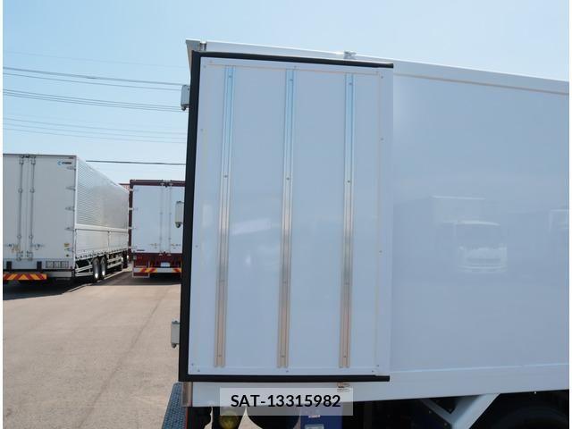 Isuzu ELF TRUCK 2024-03 1220751-13