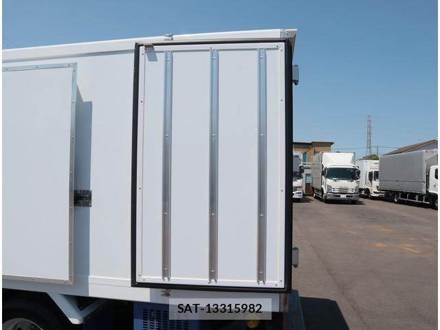 Isuzu ELF TRUCK 2024-03 1220751-14