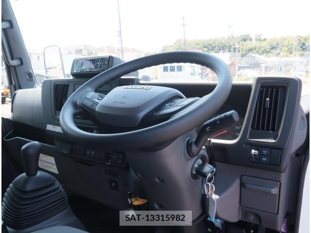 Isuzu ELF TRUCK 2024-03 1220751-21