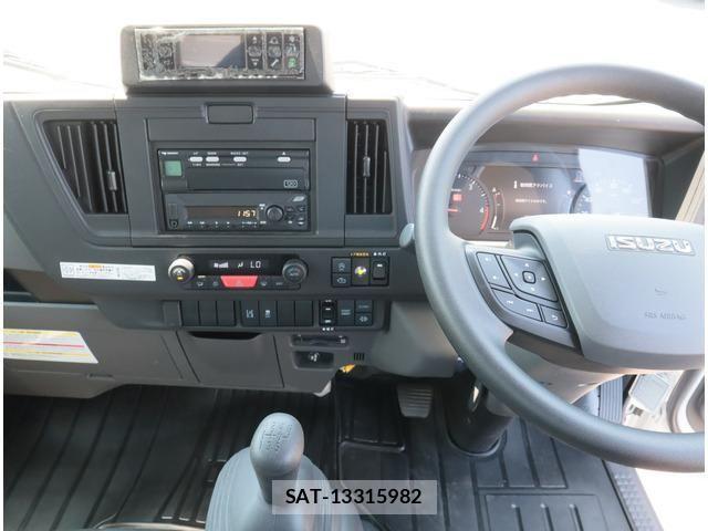 Isuzu ELF TRUCK 2024-03 1220751-22