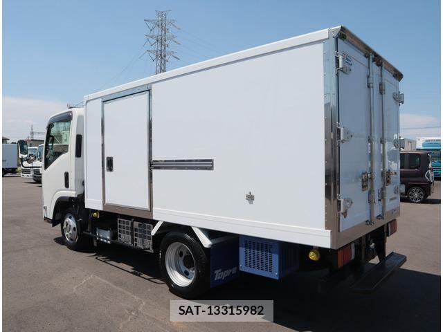 Isuzu ELF TRUCK 2024-03 1220751-4