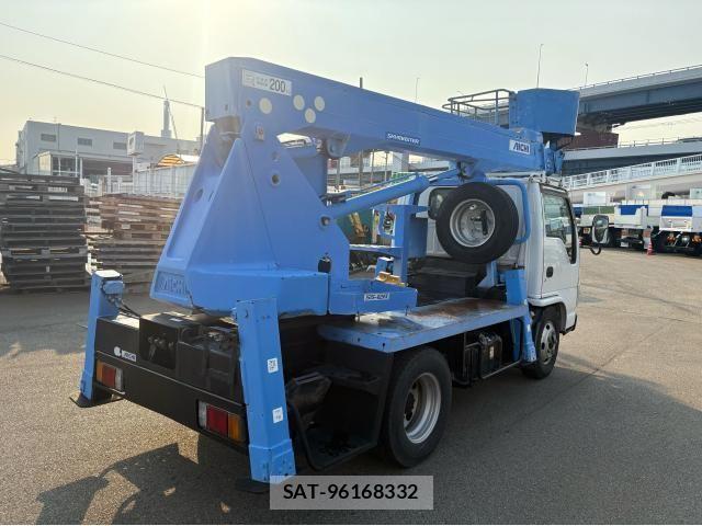 Isuzu ELF TRUCK 2007-10 1220564-4
