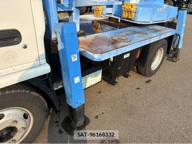 Isuzu ELF TRUCK 2007-10 1220564-8