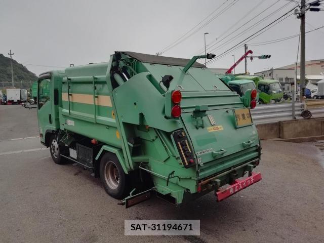 Isuzu ELF TRUCK 2013-02 1220600-6