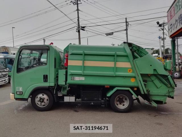 Isuzu ELF TRUCK 2013-02 1220600-7