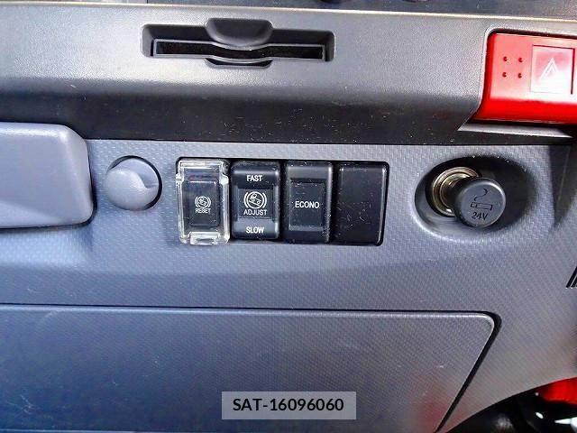 Isuzu ELF TRUCK 2018-12 1227919-11