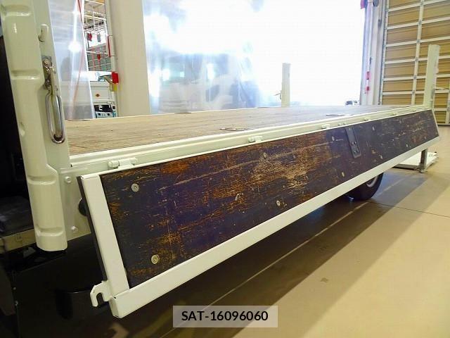 Isuzu ELF TRUCK 2018-12 1227919-25