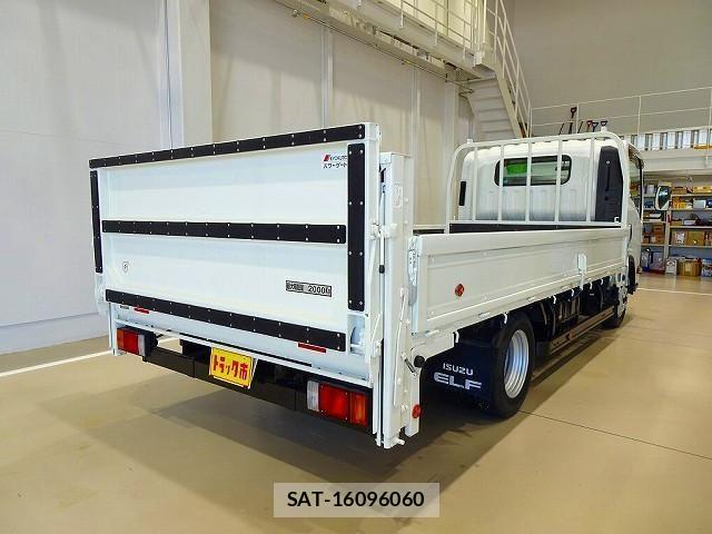 Isuzu ELF TRUCK 2018-12 1227919-2