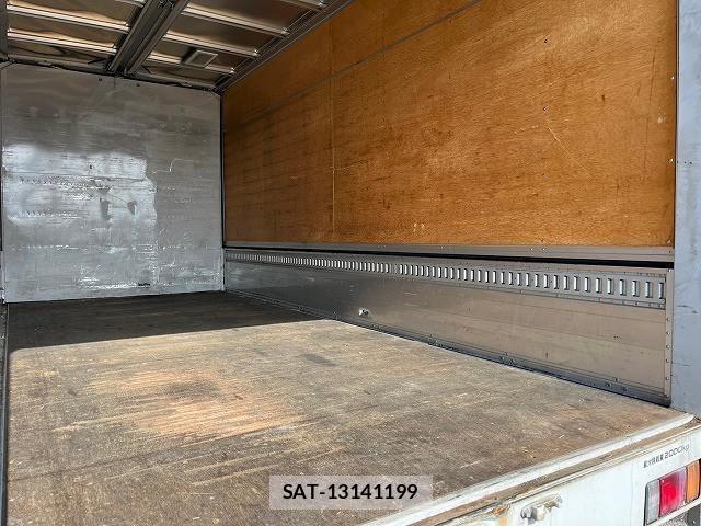 Isuzu ELF TRUCK 2012-08 1227868-11