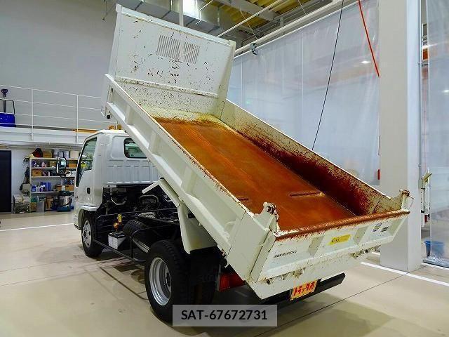 Isuzu ELF TRUCK 2003-06 1227853-11