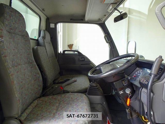 Isuzu ELF TRUCK 2003-06 1227853-13