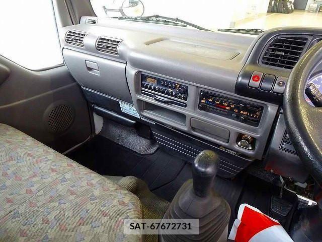 Isuzu ELF TRUCK 2003-06 1227853-16