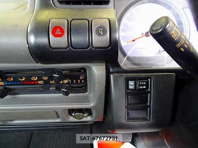 Isuzu ELF TRUCK 2003-06 1227853-18