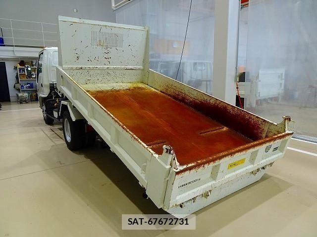 Isuzu ELF TRUCK 2003-06 1227853-3