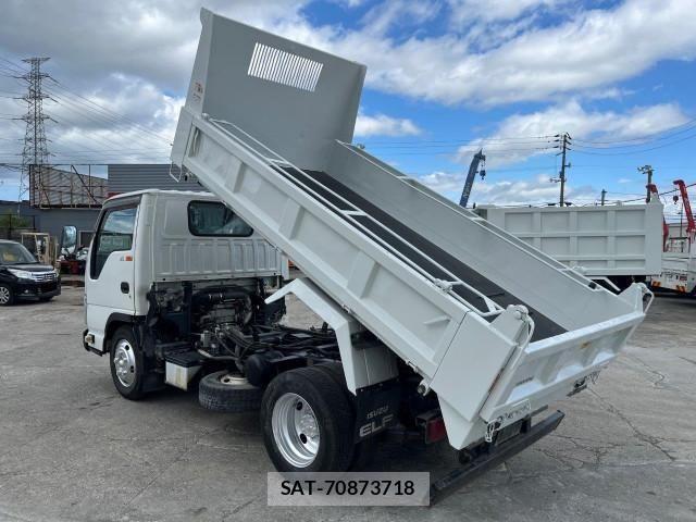 Isuzu ELF TRUCK 2017-05 1227904-15