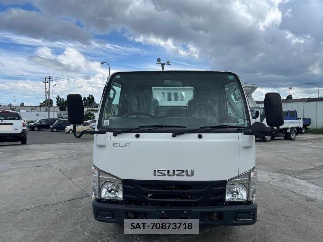 Isuzu ELF TRUCK 2017-05 1227904-1