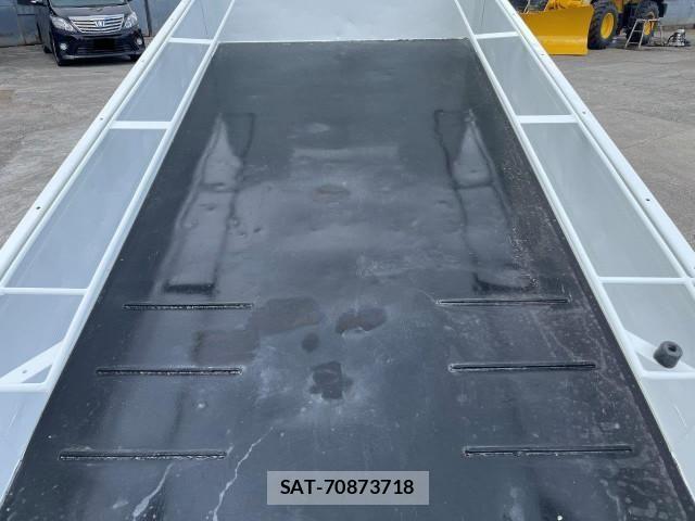 Isuzu ELF TRUCK 2017-05 1227904-7