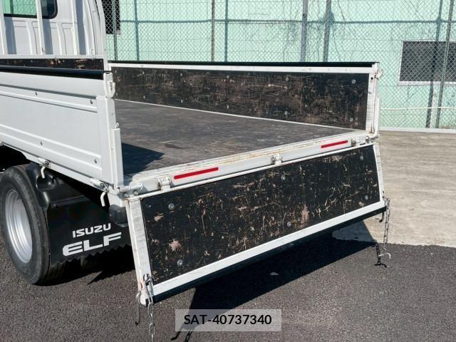 Isuzu ELF TRUCK 2017-04 1227903-12