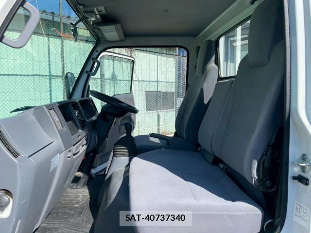 Isuzu ELF TRUCK 2017-04 1227903-24