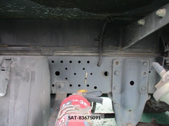 Isuzu ELF TRUCK 2010-09 1227866-19