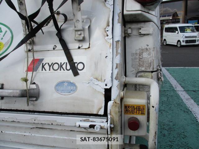 Isuzu ELF TRUCK 2010-09 1227866-22