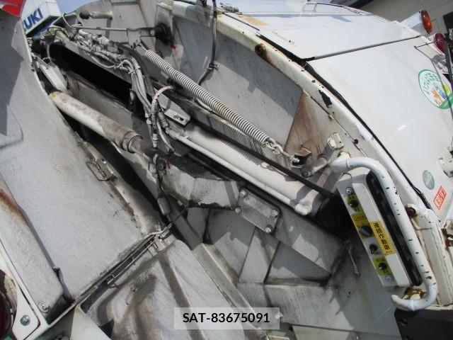 Isuzu ELF TRUCK 2010-09 1227866-24
