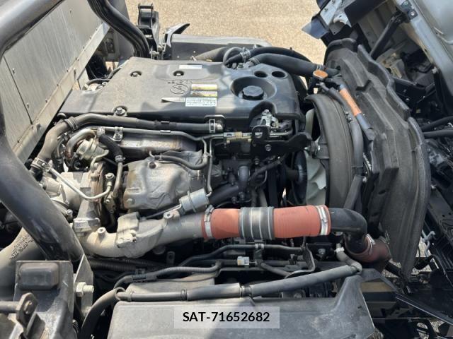Isuzu ELF TRUCK 2017-03 1235852-10