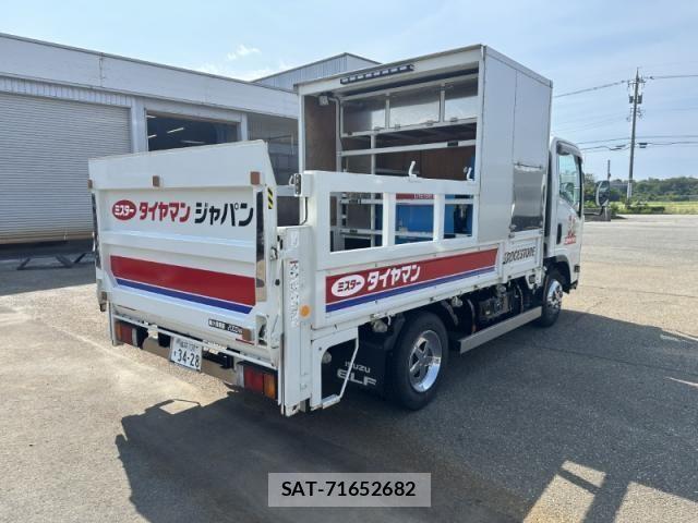 Isuzu ELF TRUCK 2017-03 1235852-4