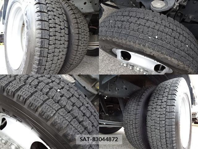 Isuzu ELF TRUCK 2018-06 1256590-16