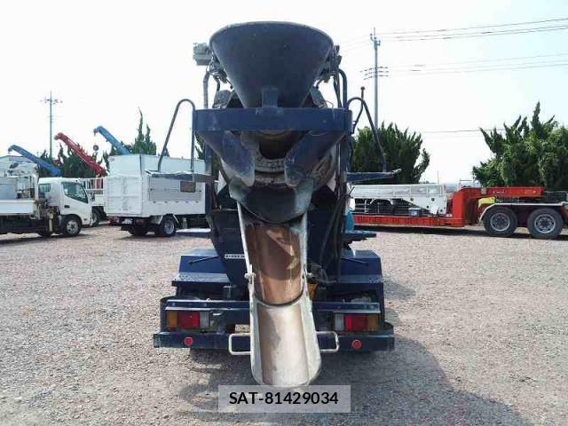 Isuzu ELF TRUCK 2018-03 1256588-23