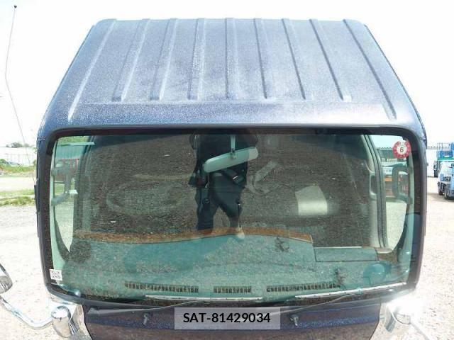 Isuzu ELF TRUCK 2018-03 1256588-8
